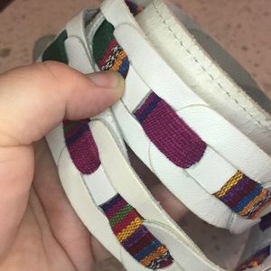 2/$30 Vintage Guatemala White belt w pattern interior M/L